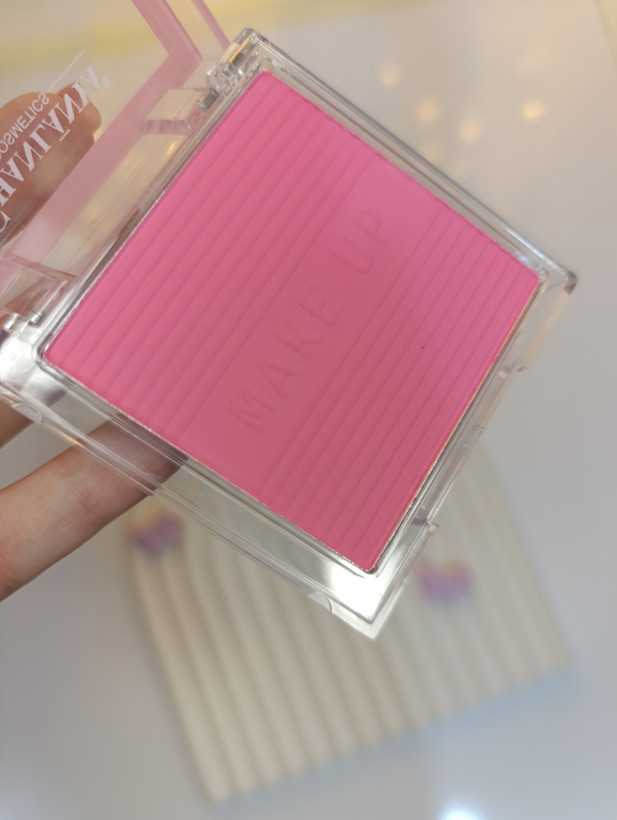 رژگونه پودری FANATIC