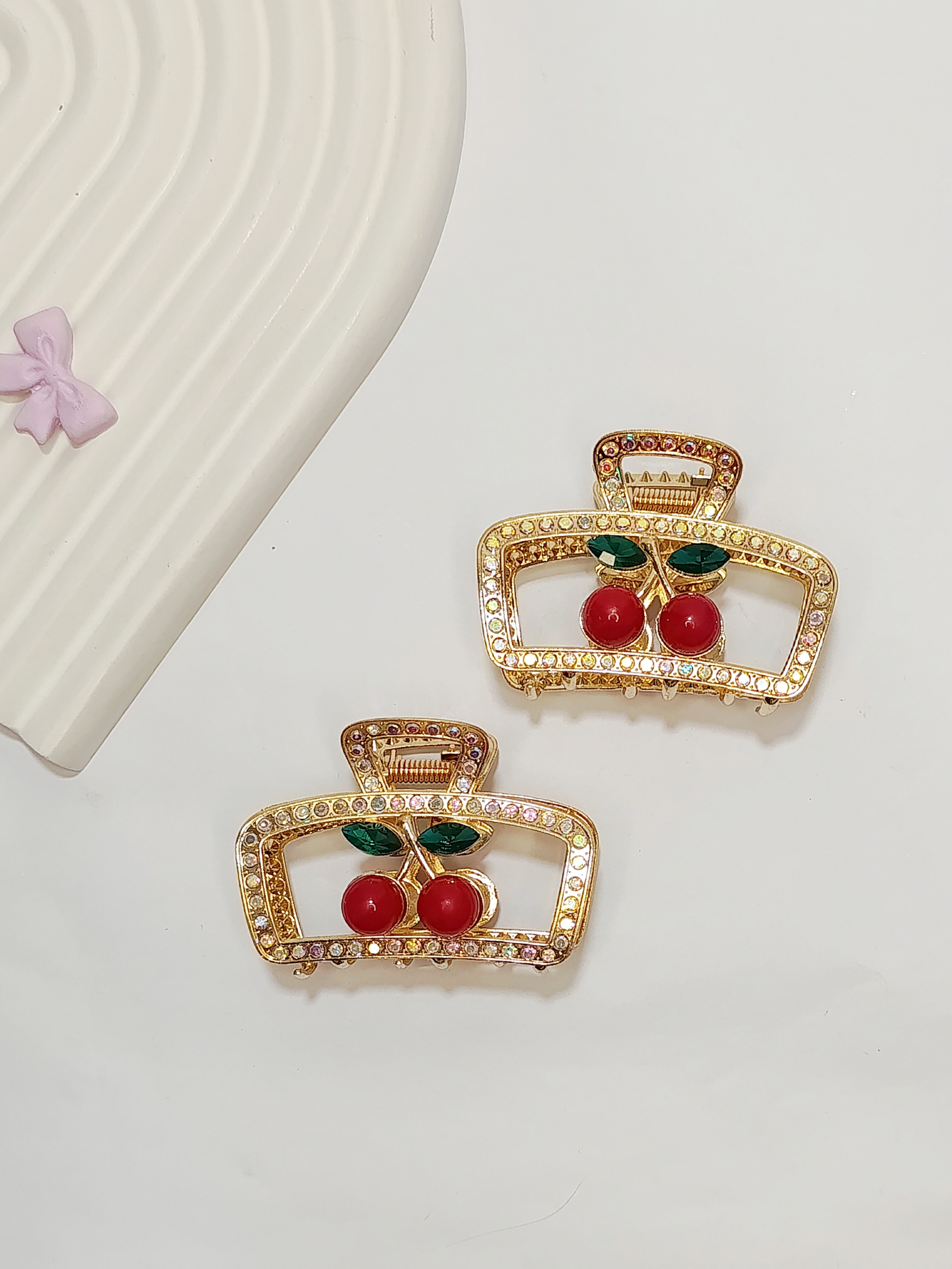 گیره مو گیلاسی  طلایی
